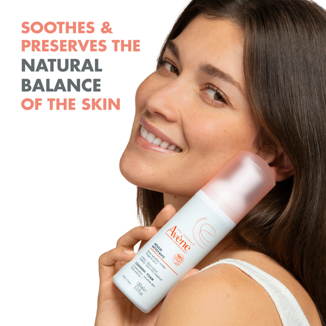 Hydrating Emulsion Hydrance Light + FREE Cleansing Foam