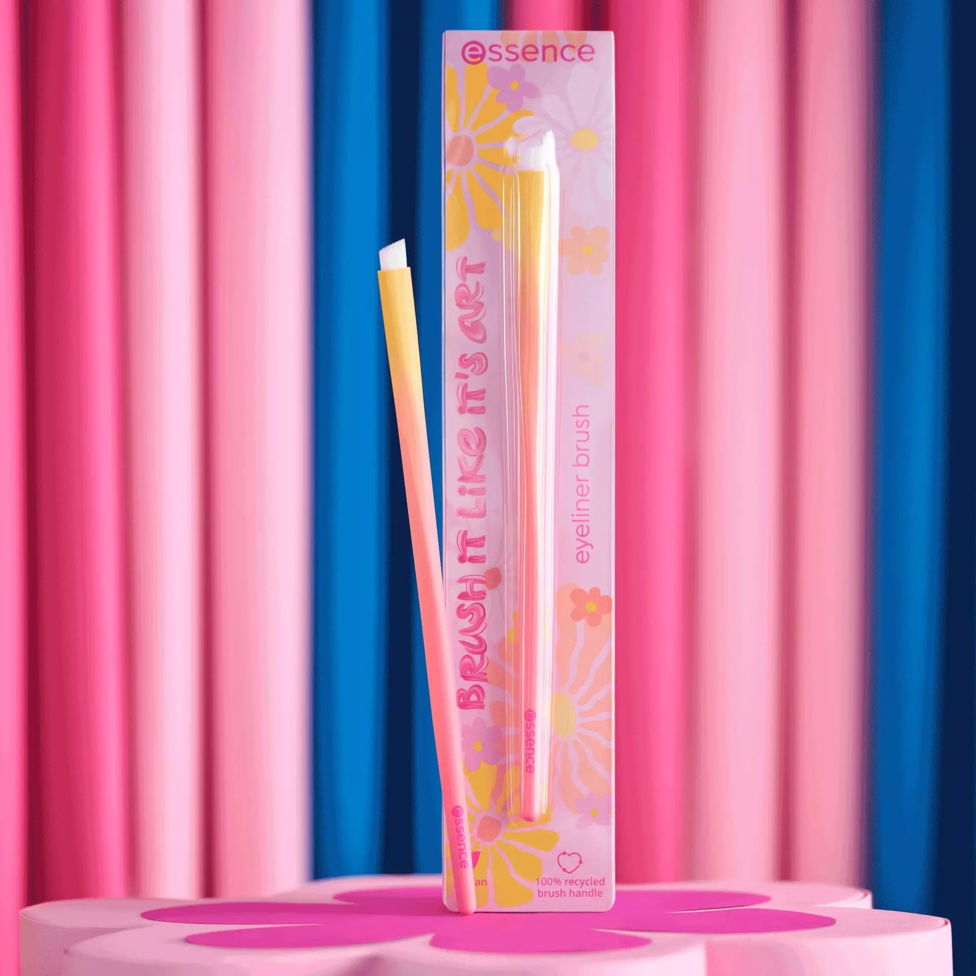 Brush It Like It's Art eyeliner brush