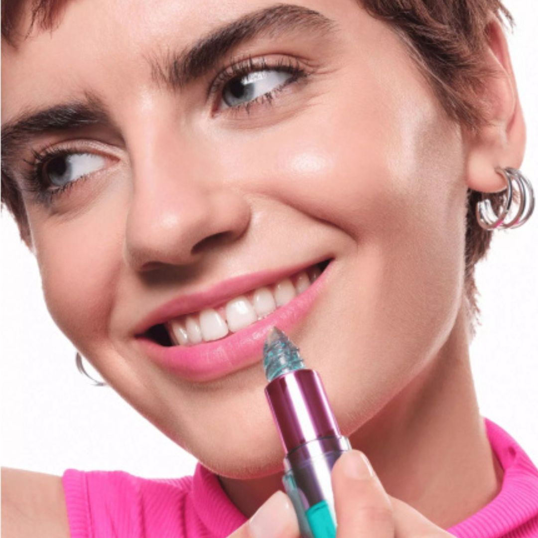 Essence Aqua Jelly Colour Changing Lipstick