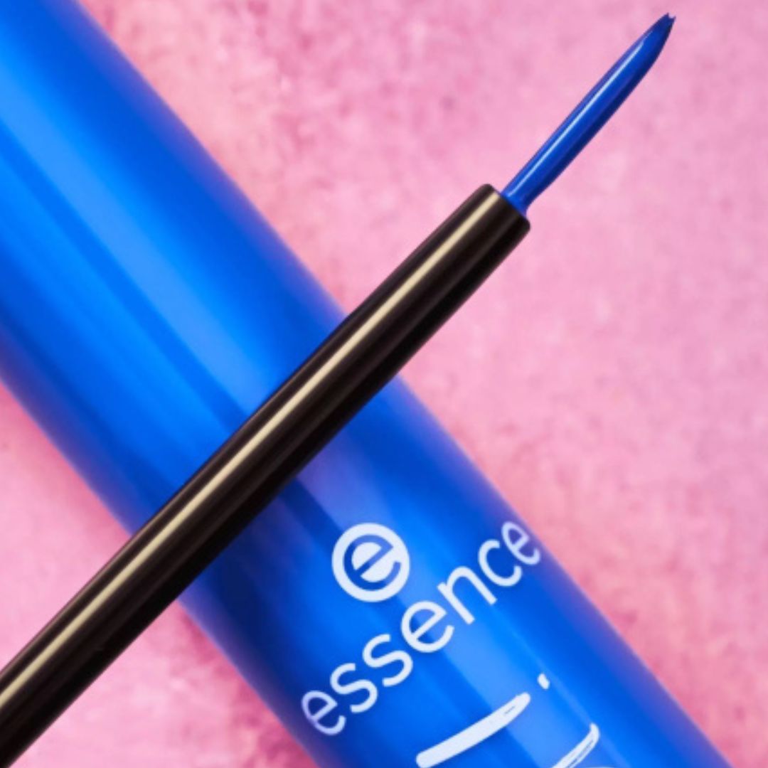  Essence COLOUR it! liquid eyeliner 