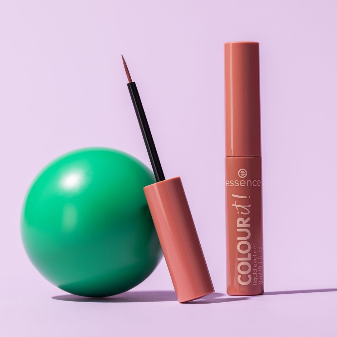  Essence COLOUR it! liquid eyeliner 