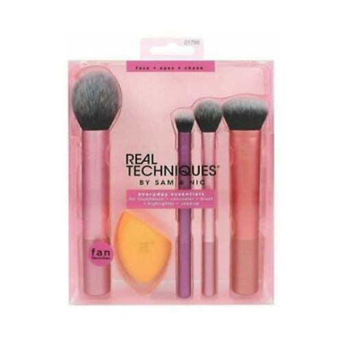 Real Techniques - Everyday Essentials Brush Kit x 4 + Sponge