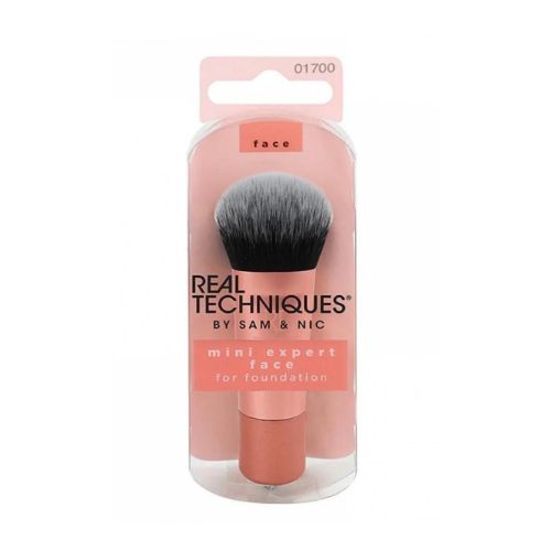 Real Techniques Mini Expert Face Brush Foundation | Loolia Closet