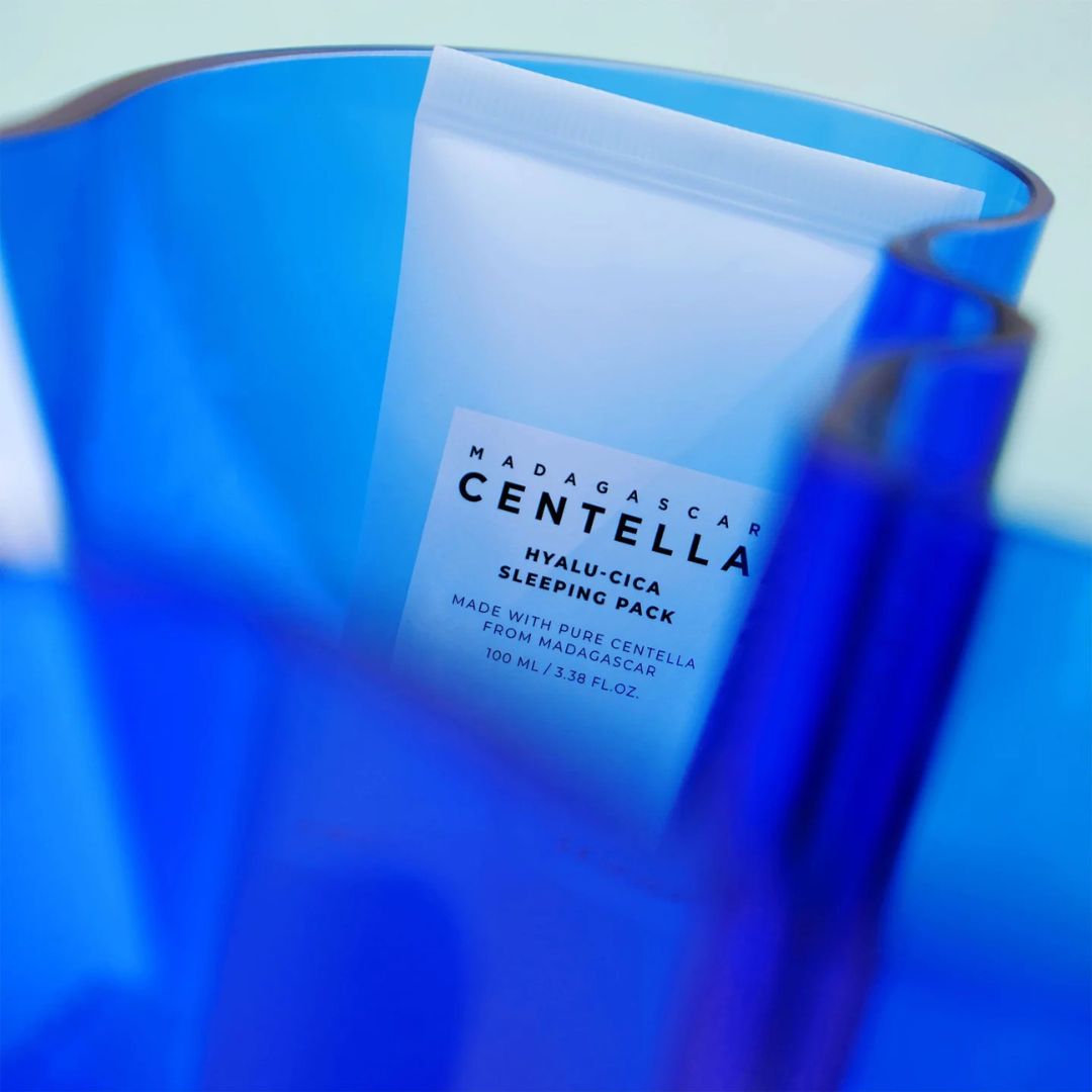SKIN1004 Madagascar Centella Hyalu-Cica Sleeping Pack 30ML