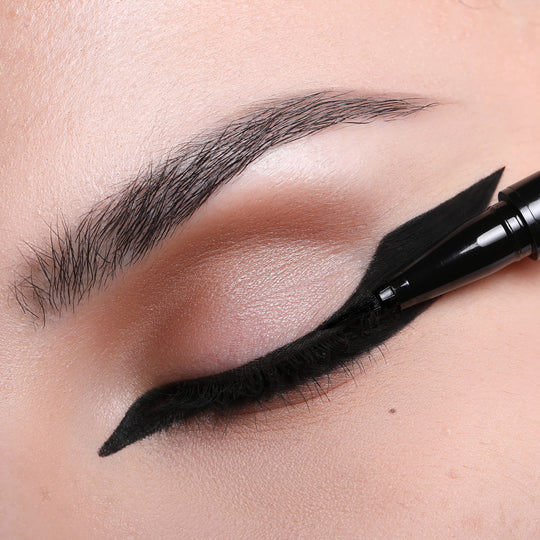 Samer Khouzami Intense Noir Eyeliner