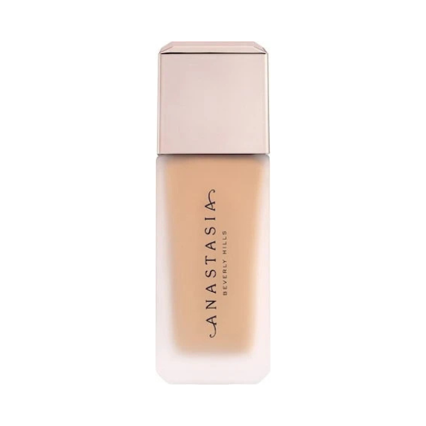 Impeccable Blurring Second-Skin Matte Foundation