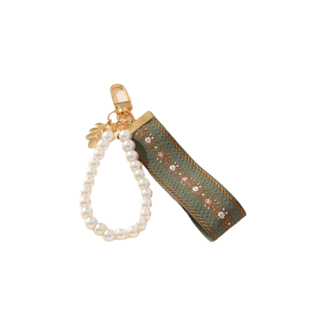 Gift From Loolia Closet : Keychain