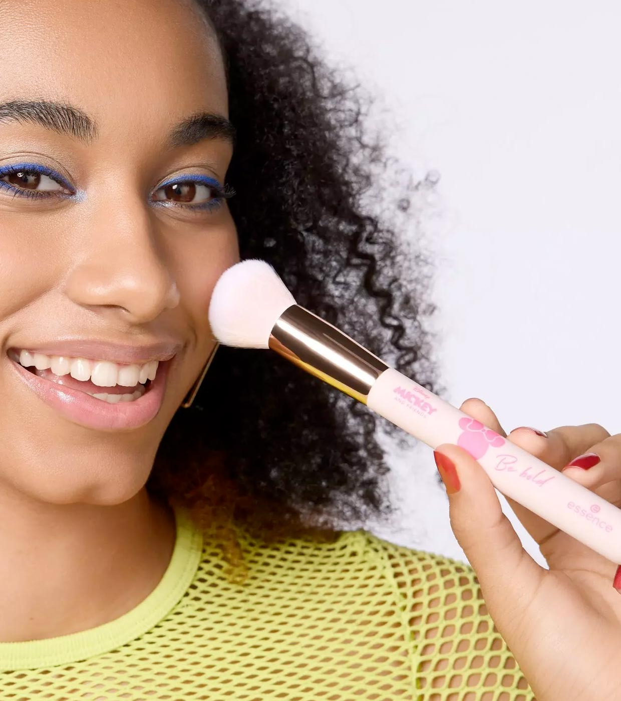 Disney Mickey & Friends Cream Blush Brush